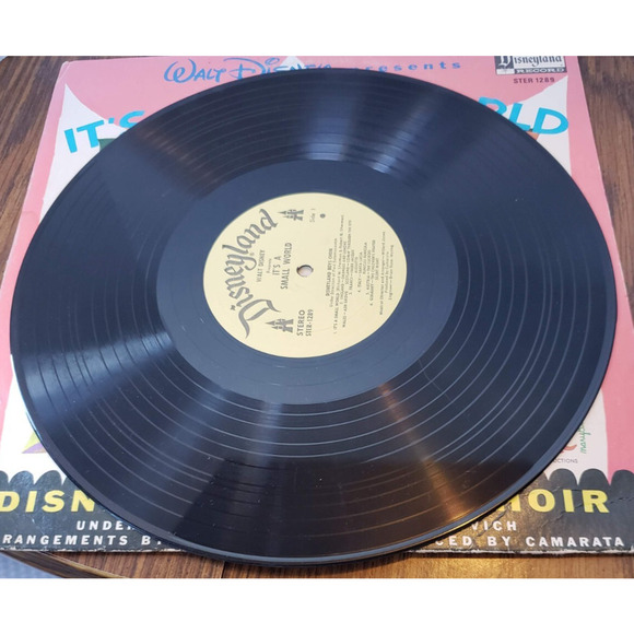 Walt Disney presents IT’S A SMALL WORLD Vinyl LP Disneyland 1289 - Good 1965 - Picture 3 of 14